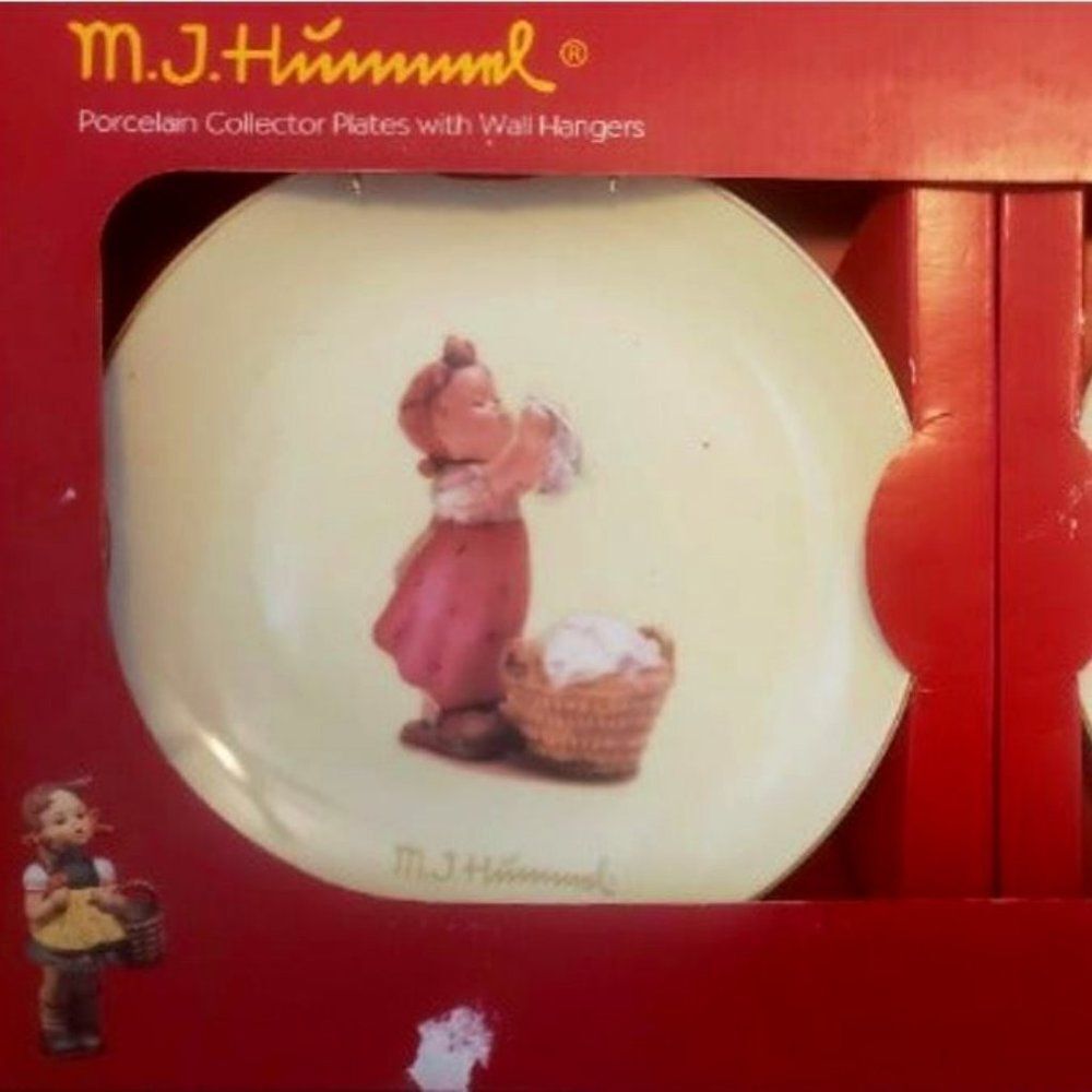 Set of 2 M.J. Hummel Vintage Collector Plates